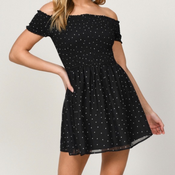 Tobi Dresses & Skirts - Polka Dot Skater Dress